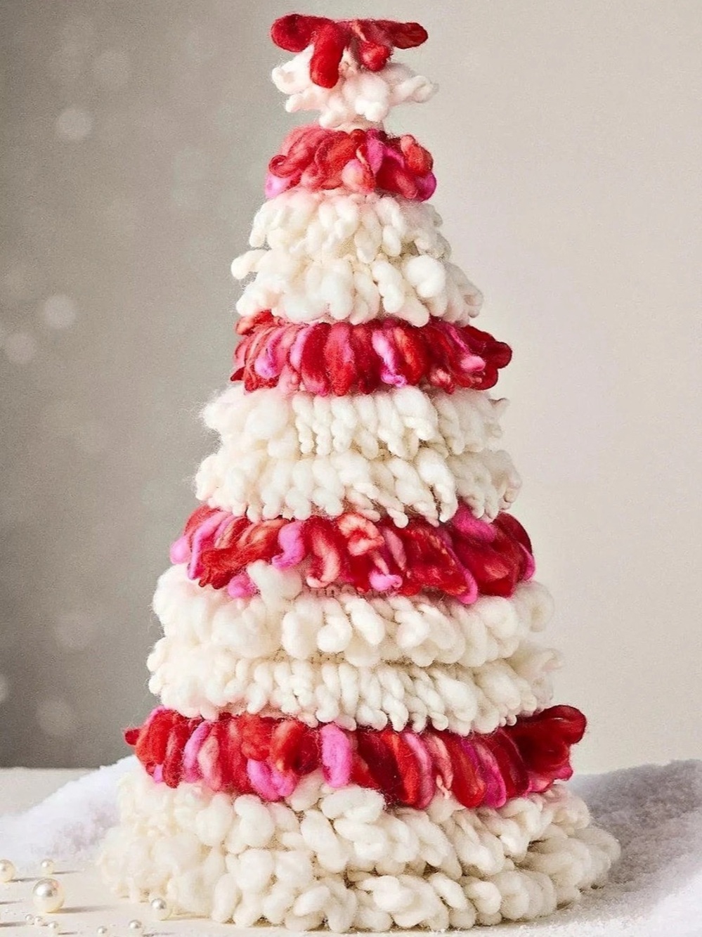 ❤️NWT Anthropologie Charming Knit Tabletop Tree White & Pink